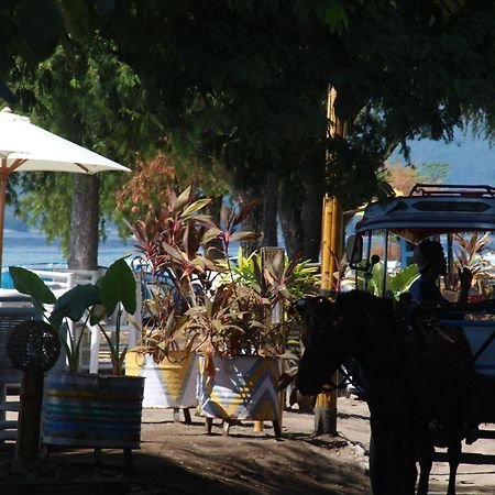 Star Bar And Bungalows Gili Air Zewnętrze zdjęcie