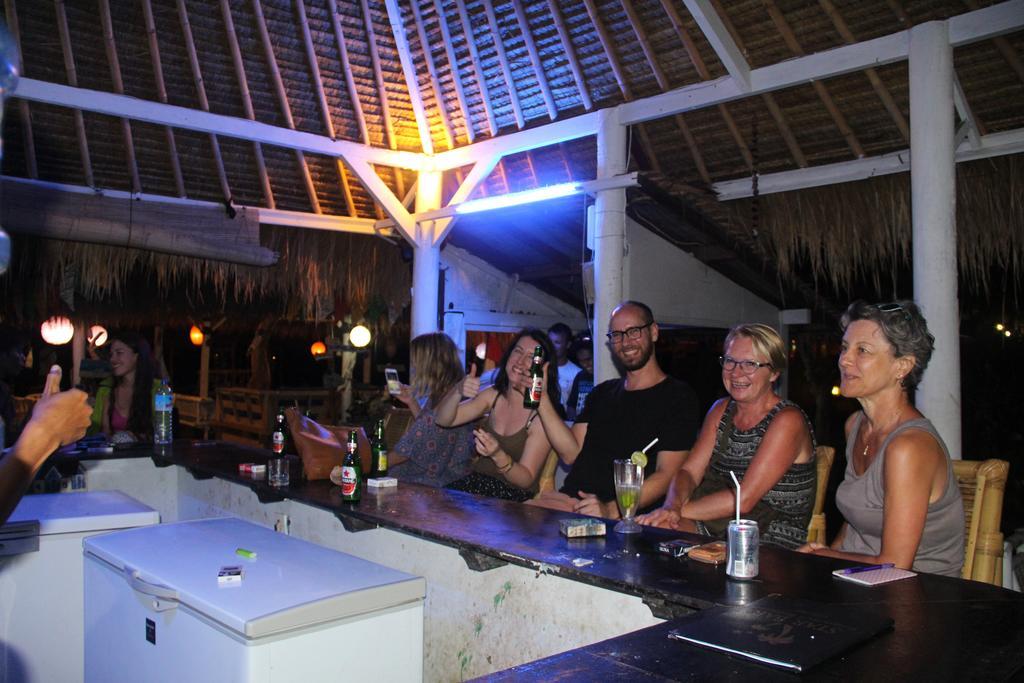 Star Bar And Bungalows Gili Air Zewnętrze zdjęcie
