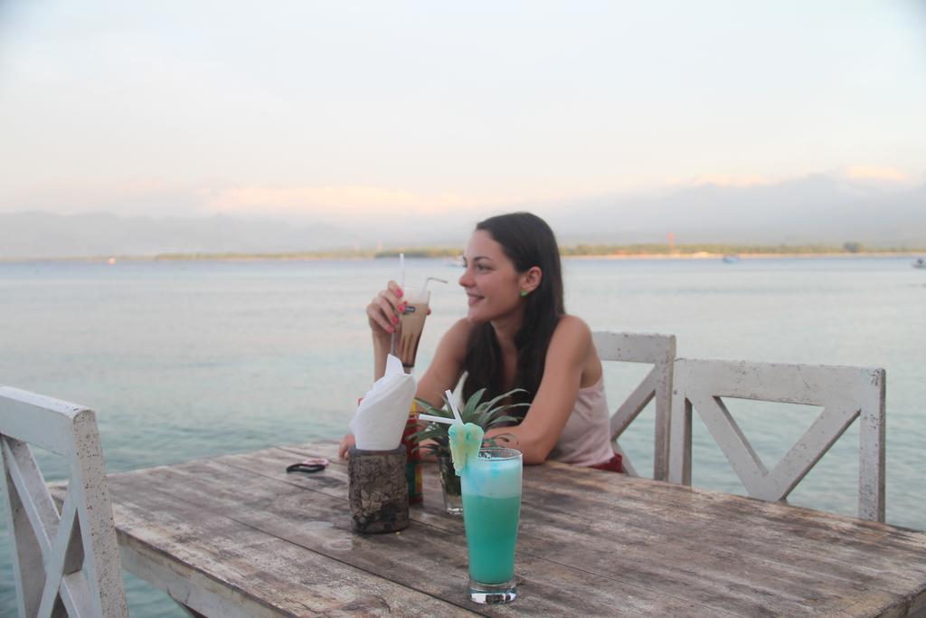 Star Bar And Bungalows Gili Air Zewnętrze zdjęcie