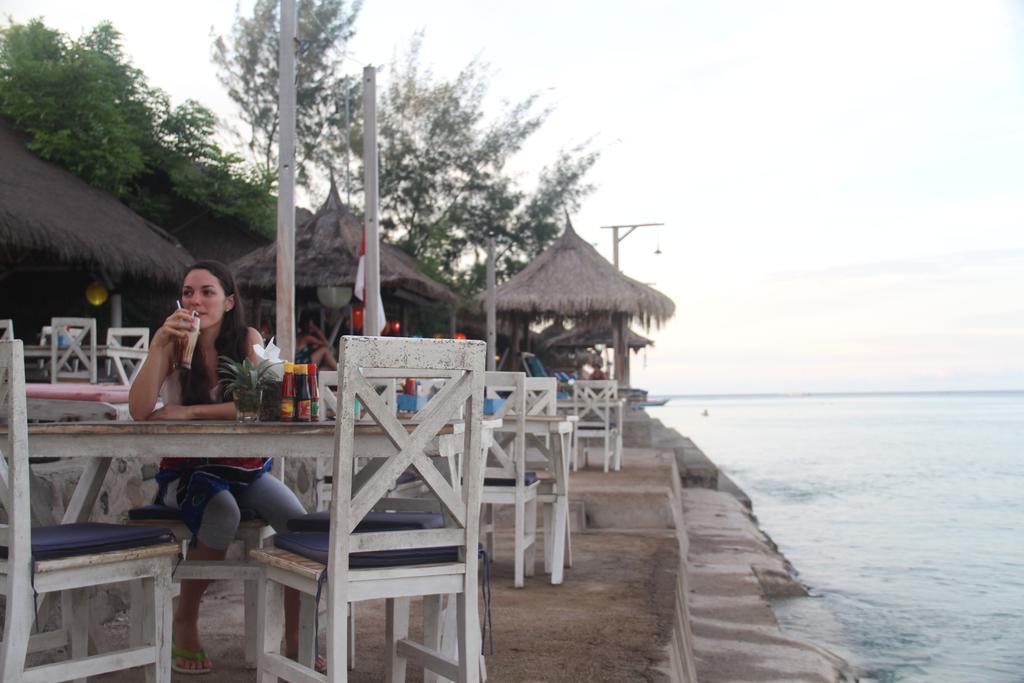Star Bar And Bungalows Gili Air Zewnętrze zdjęcie