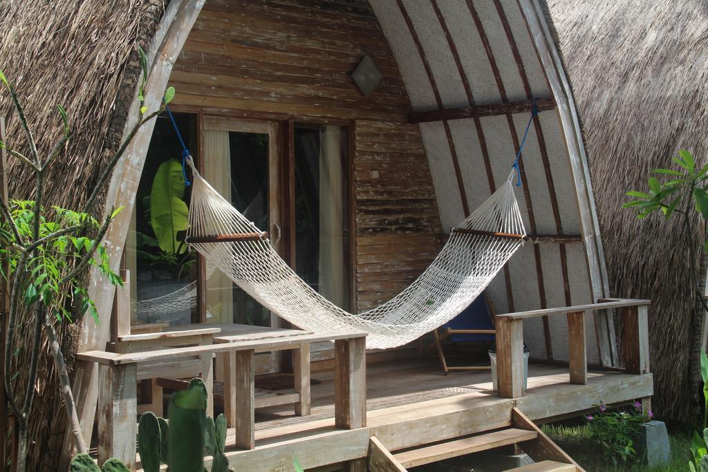 Star Bar And Bungalows Gili Air Zewnętrze zdjęcie