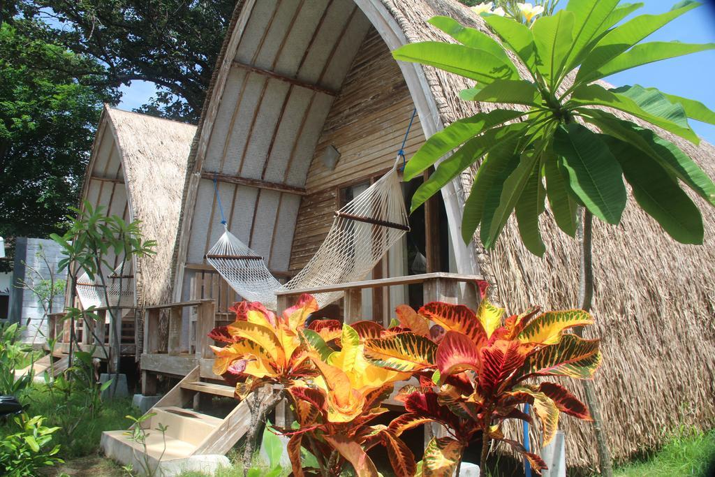 Star Bar And Bungalows Gili Air Zewnętrze zdjęcie